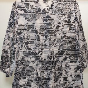 NWOT Coldwater Creek Light-Weight Top with zipper closure Size 12